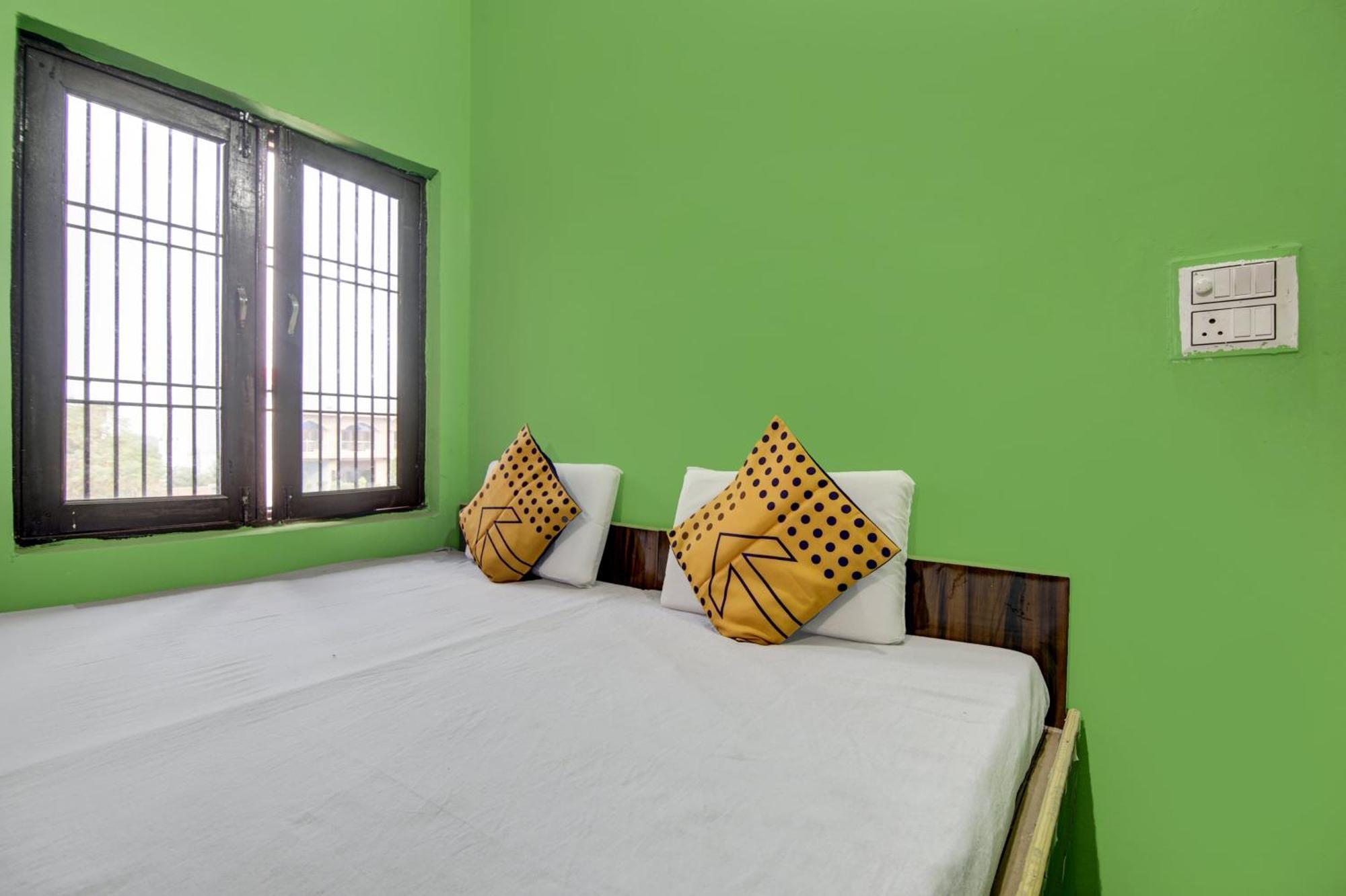 Hotel O Milan Garden Hotel And Restaurant Jhajhar Екстериор снимка